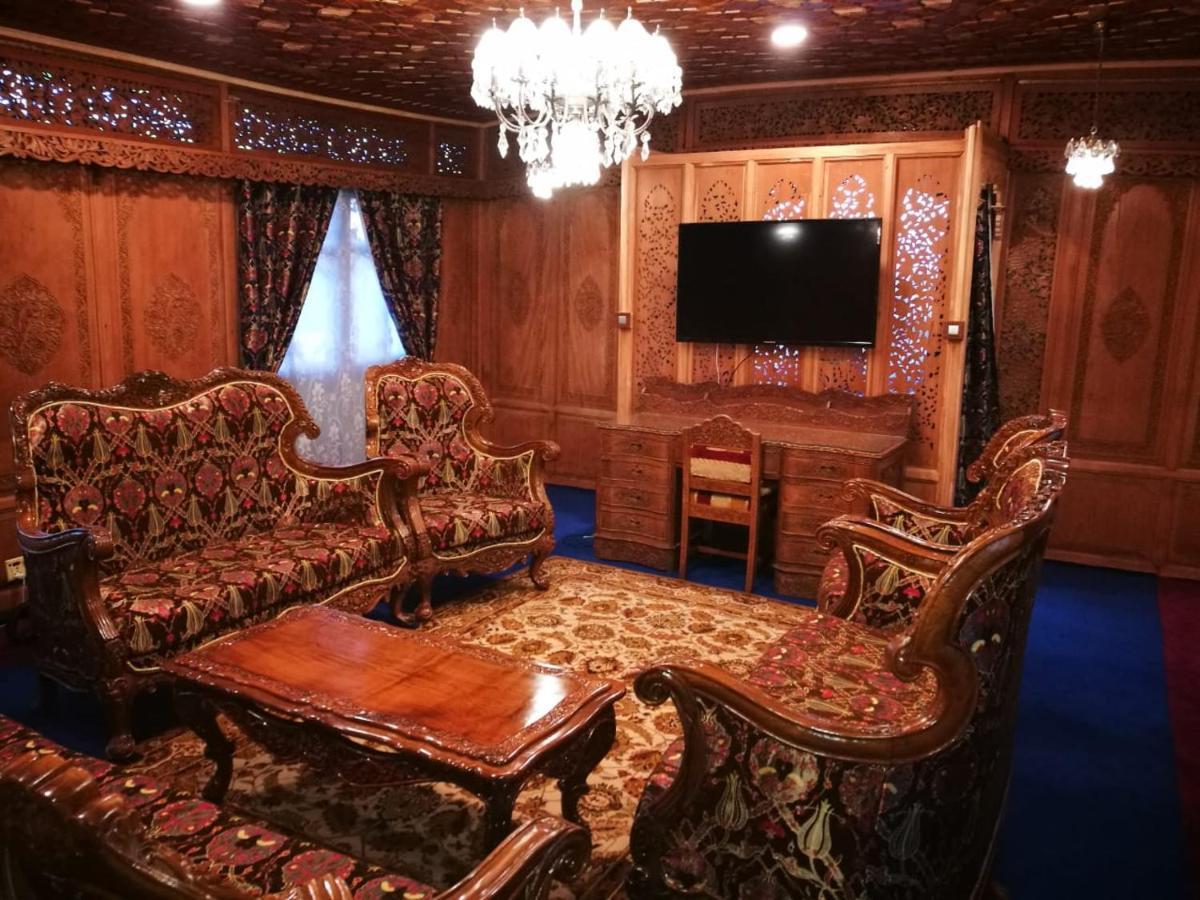 The Heritage Safina Group Of Houseboats Hotel Srinagar  Luaran gambar